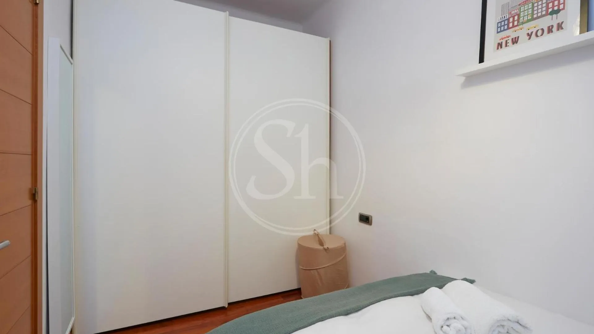 Nice Apartment In Les Corts Barcelone