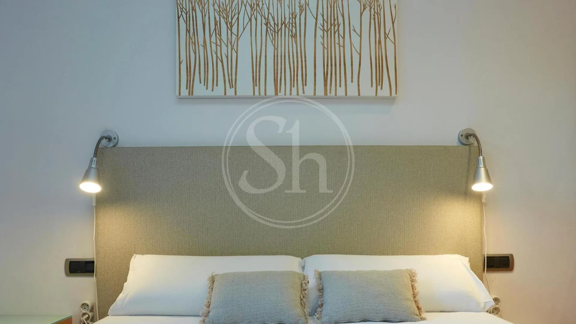 Nice Apartment In Les Corts 巴塞罗那 0*,